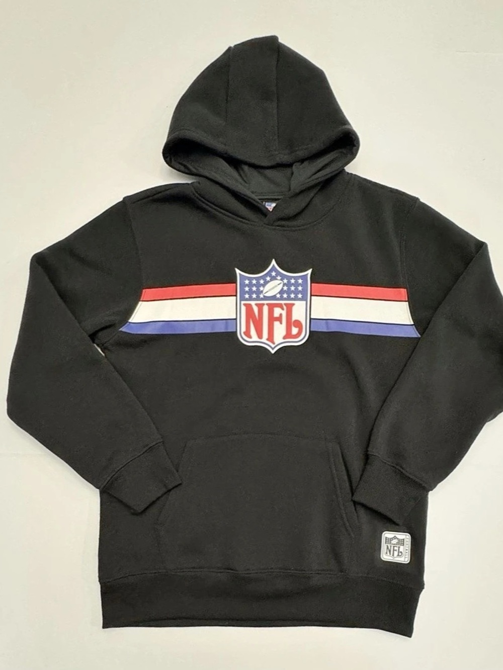 NFL pullover hoodie Color Block Hoodie in Black & Red Size 14-16